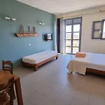 Domatia Me Thea Bed and Breakfast