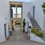 Domatia Me Thea Bed and Breakfast Ελαφόνησος