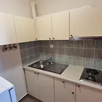 Domatia Me Thea Ελαφόνησος