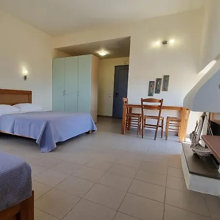 Bed & Breakfast Domatia Me Thea Elafonissos