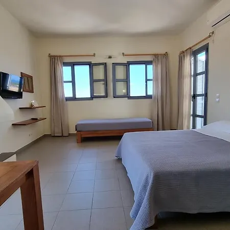 Domatia Me Thea Bed & Breakfast