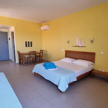 Domatia Me Thea Bed & Breakfast Elafonissos