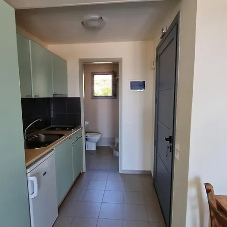 Bed & Breakfast Domatia Me Thea 3*