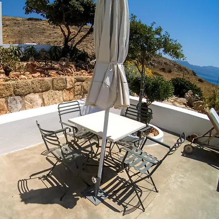 Domatia Me Thea Bed & Breakfast 3*