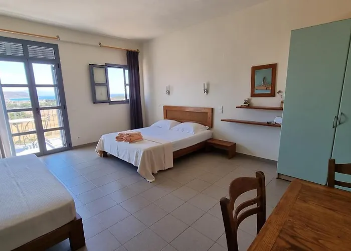 Domatia Me Thea 3* Elafonissos