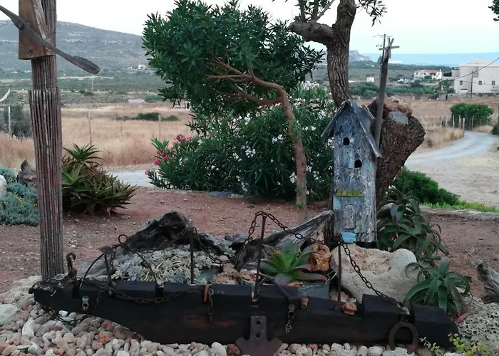 Domatia Me Thea Bed & Breakfast