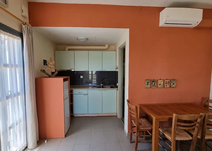 Bed & Breakfast Domatia Me Thea Elafonissos