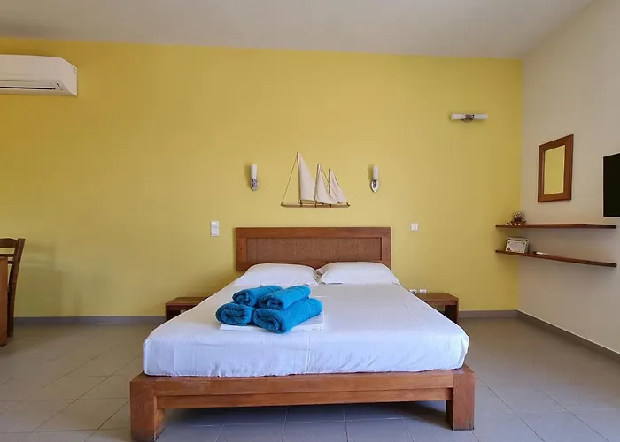 Domatia Me Thea Bed & Breakfast 3*