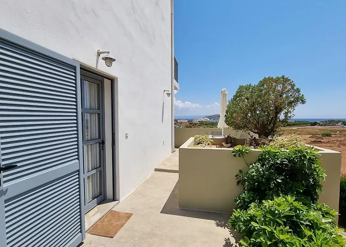 Bed & Breakfast Domatia Me Thea 3*