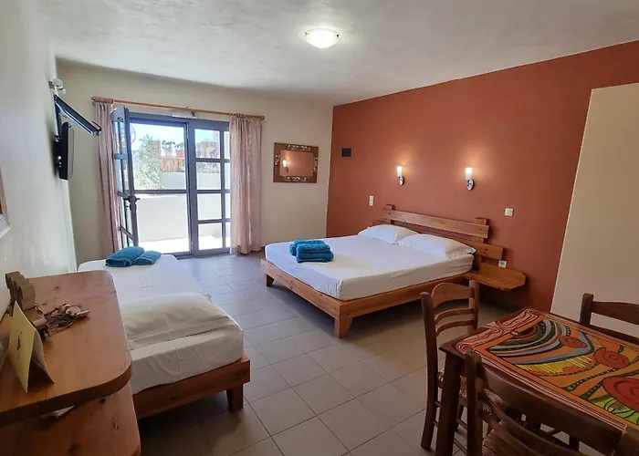 Bed & Breakfast Domatia Me Thea 3*