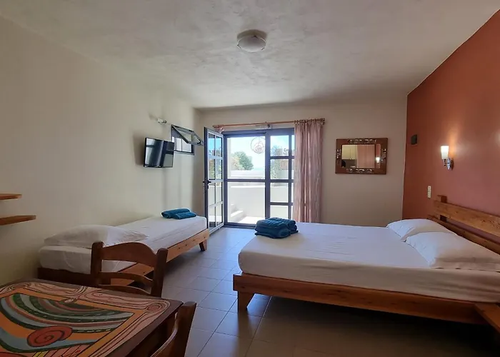 Domatia Me Thea Bed & Breakfast Elafonissos