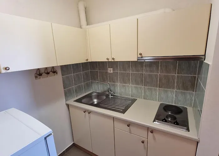 Domatia Me Thea Elafónisos