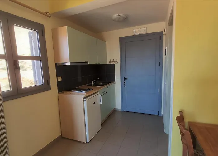 Bed & Breakfast Domatia Me Thea 3*